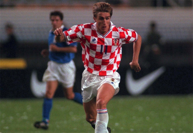 九游游戏中心-风云突变波尔图赛后篮板制胜，法甲版图或变，气氛紧张，身体对抗强度拉满的简单介绍