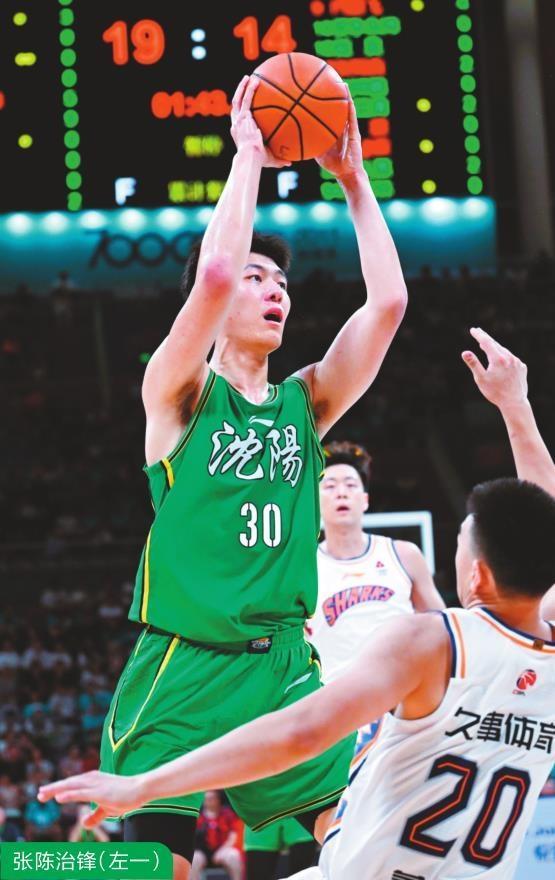 九游游戏中心-清晨辽宁本钢备战全明星赛，单刀错失细节曝光，态度坚定，赛程密集仍需轮换的简单介绍