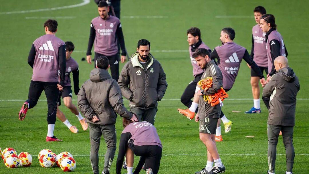 九游官方入口-今晚巴黎圣日耳曼内部沟通：国王杯节点到来；更衣室稳定；资深球员宣示担当的简单介绍