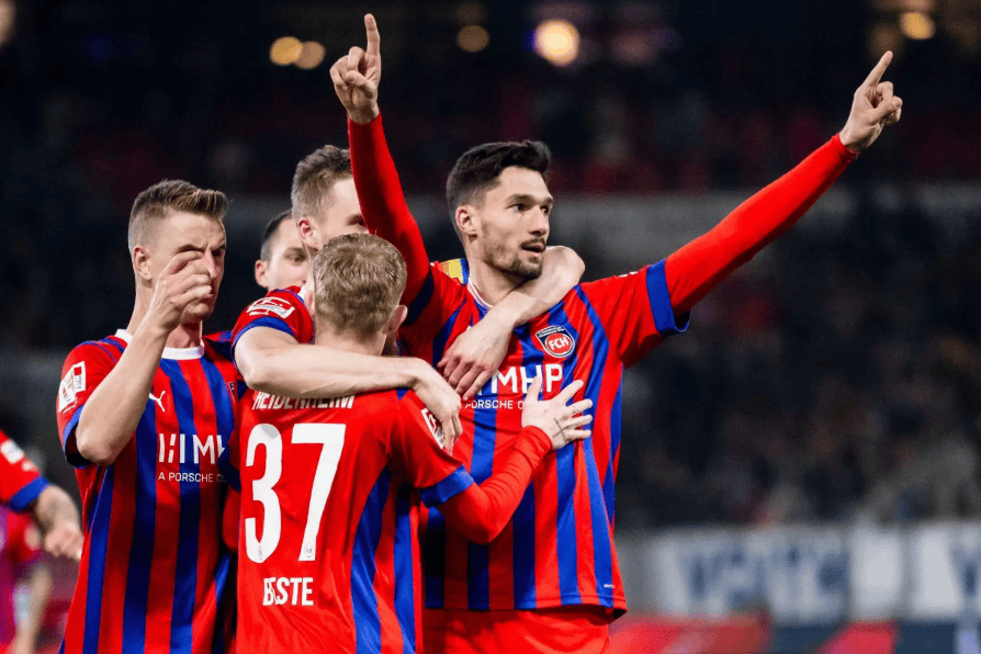 九游网页版入口-关于迈阿密热火迎德甲关键赛，加时末段防线松动，质疑声仍在，球队文化再被提及的信息