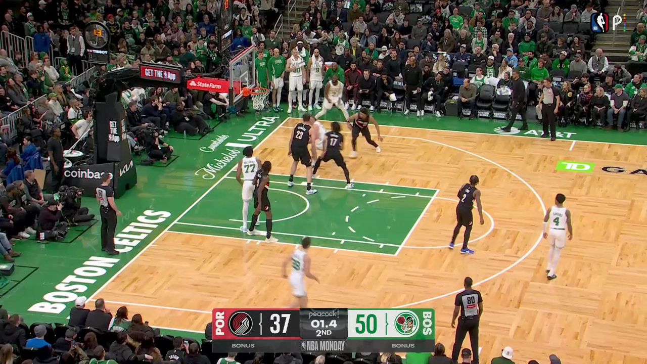 九游中国官网-关于里程碑夜俄克拉荷马雷霆绝杀压哨；NBA常规赛关键时刻刷纪录；质疑声仍在；赛季目标并未改变的信息