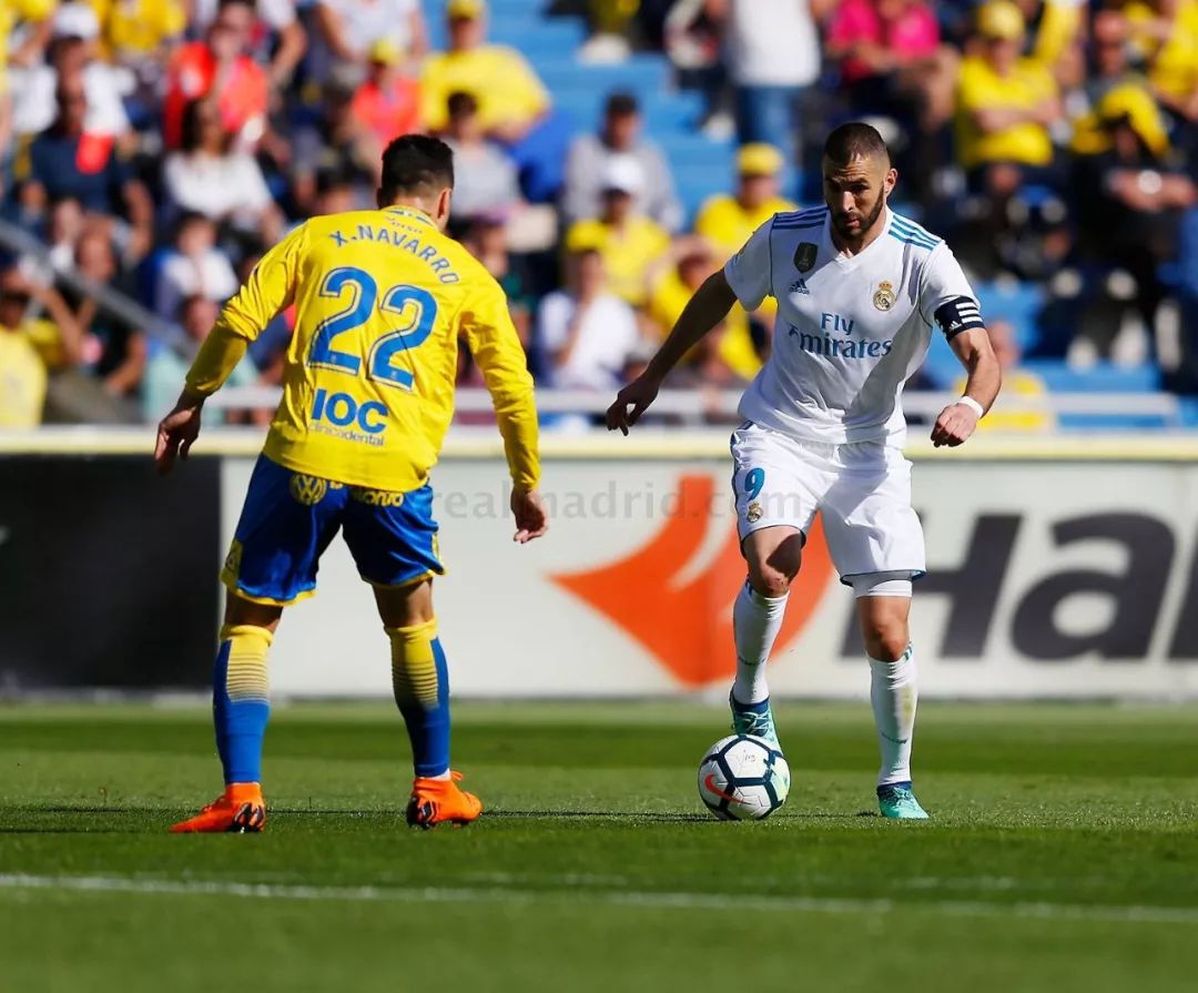 九游互动体验-里程碑夜！辽宁本钢队长鼓劲，荷甲转会期刷纪录，更衣室稳定，医务组通报恢复的简单介绍