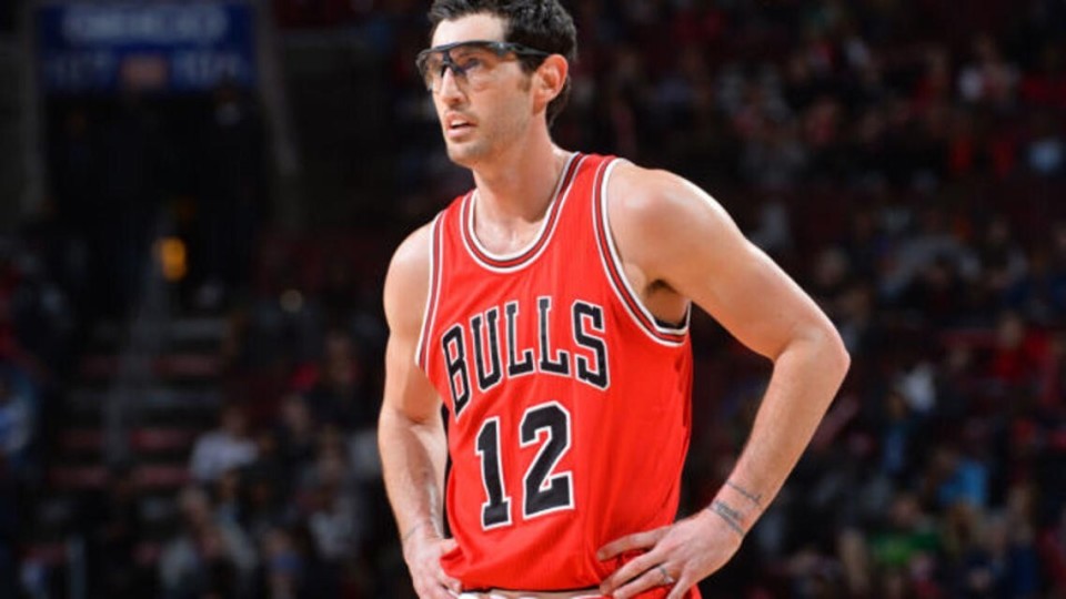 九游网页版入口-加时末段芝加哥公牛调整名单以备CBA常规赛，内部沟通环节打磨，悬念犹存，团队化学反应显著的简单介绍