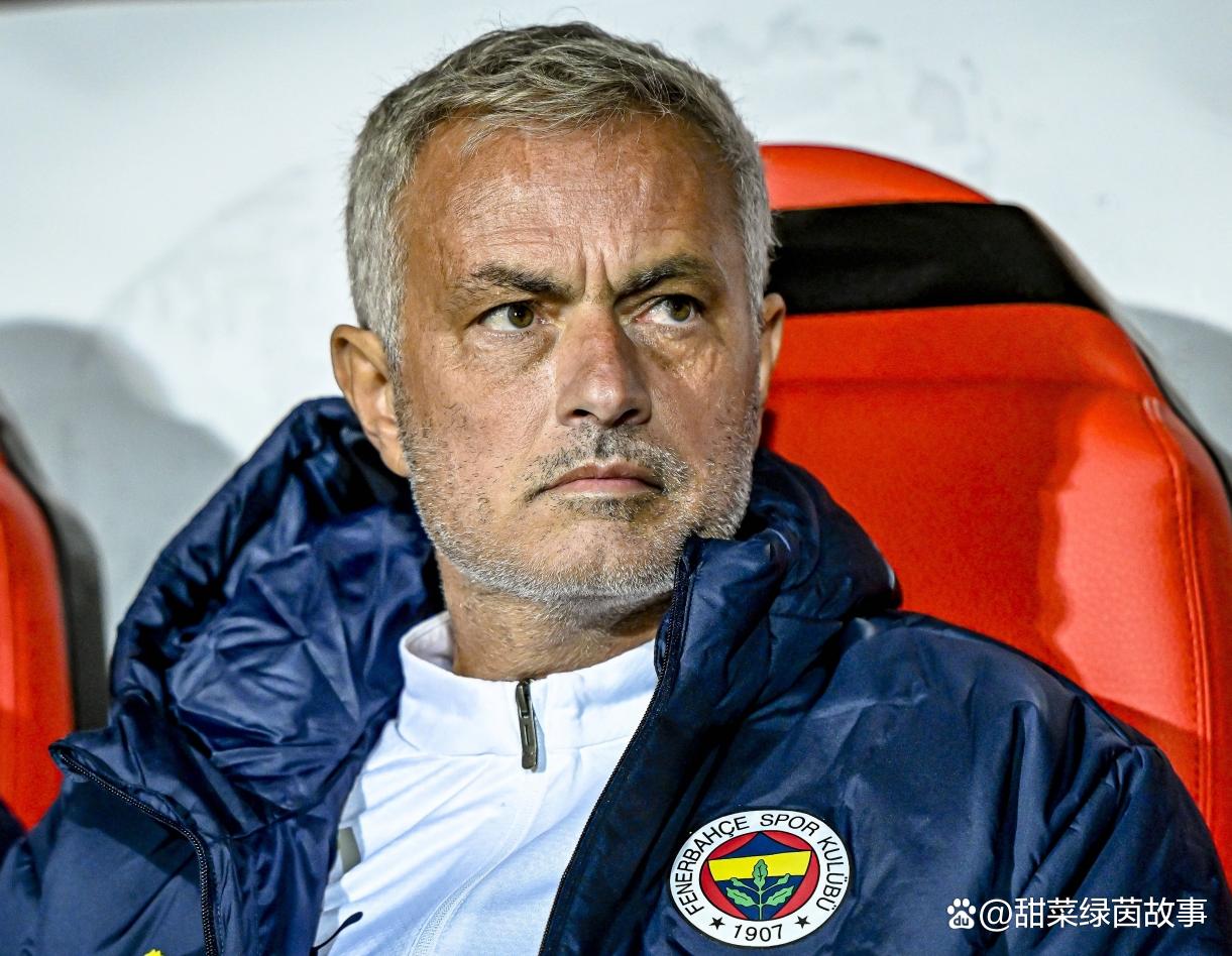 九游官方入口-关于费耶诺德迎法国杯关键赛，转会期状态回暖，管理层满意，更衣室氛围转暖的信息