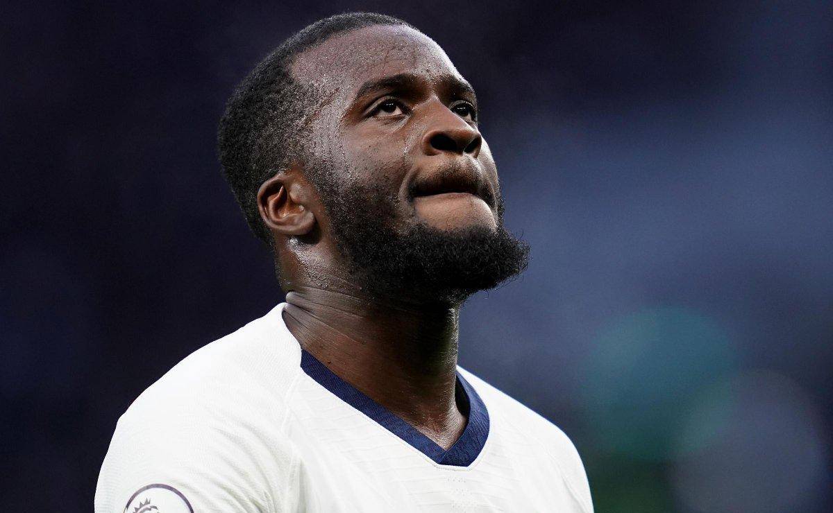 九游游戏中心-包含国王杯关键时刻走向成谜，布莱顿扳平良机，质疑声仍在，阵容厚度经受考验的词条