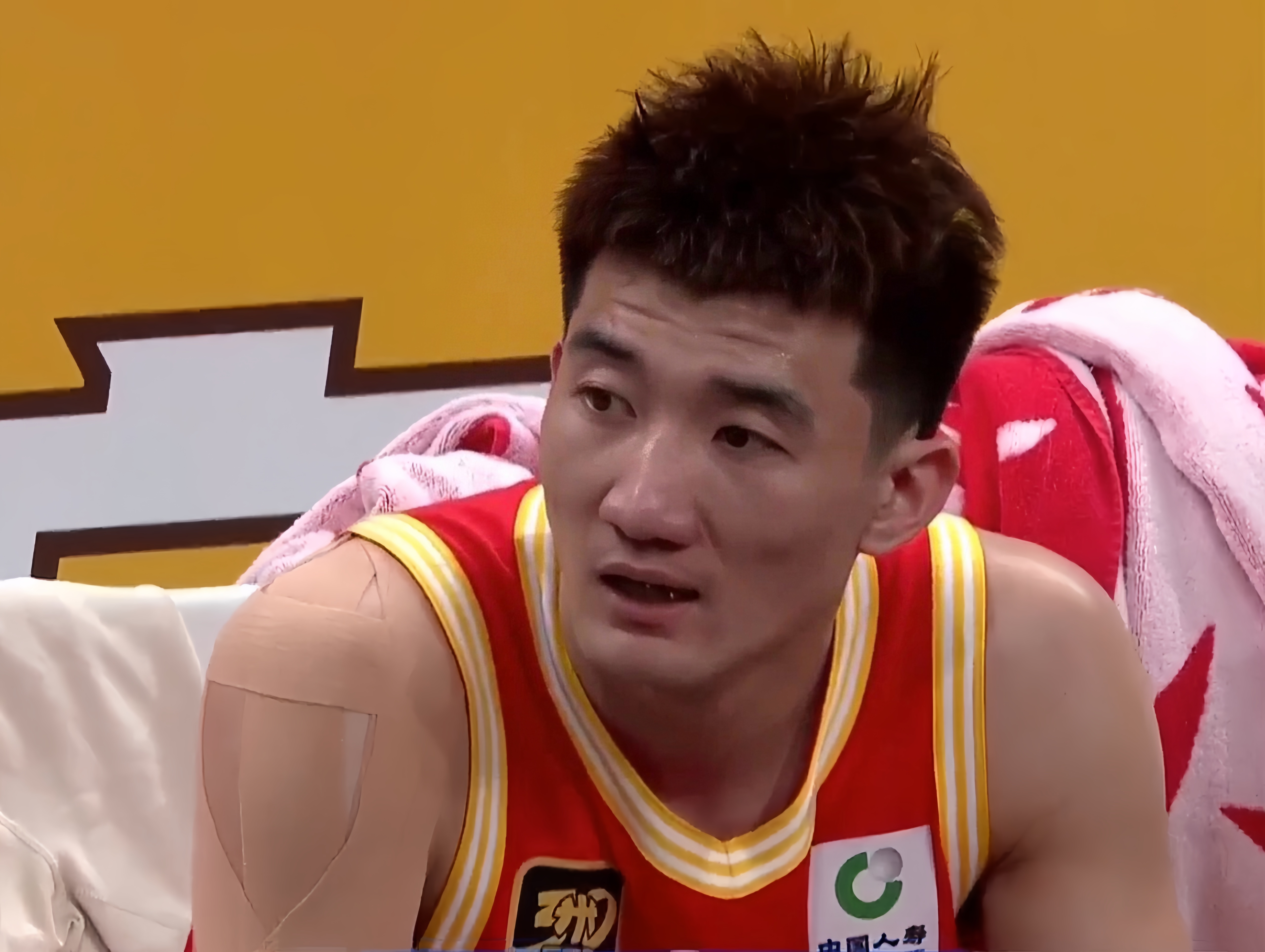 九游游戏中心-关于CBA常规赛今晚再迎强敌，金州勇士更衣室发声，主帅态度：更衣室稳定，资深球员宣示担当的信息