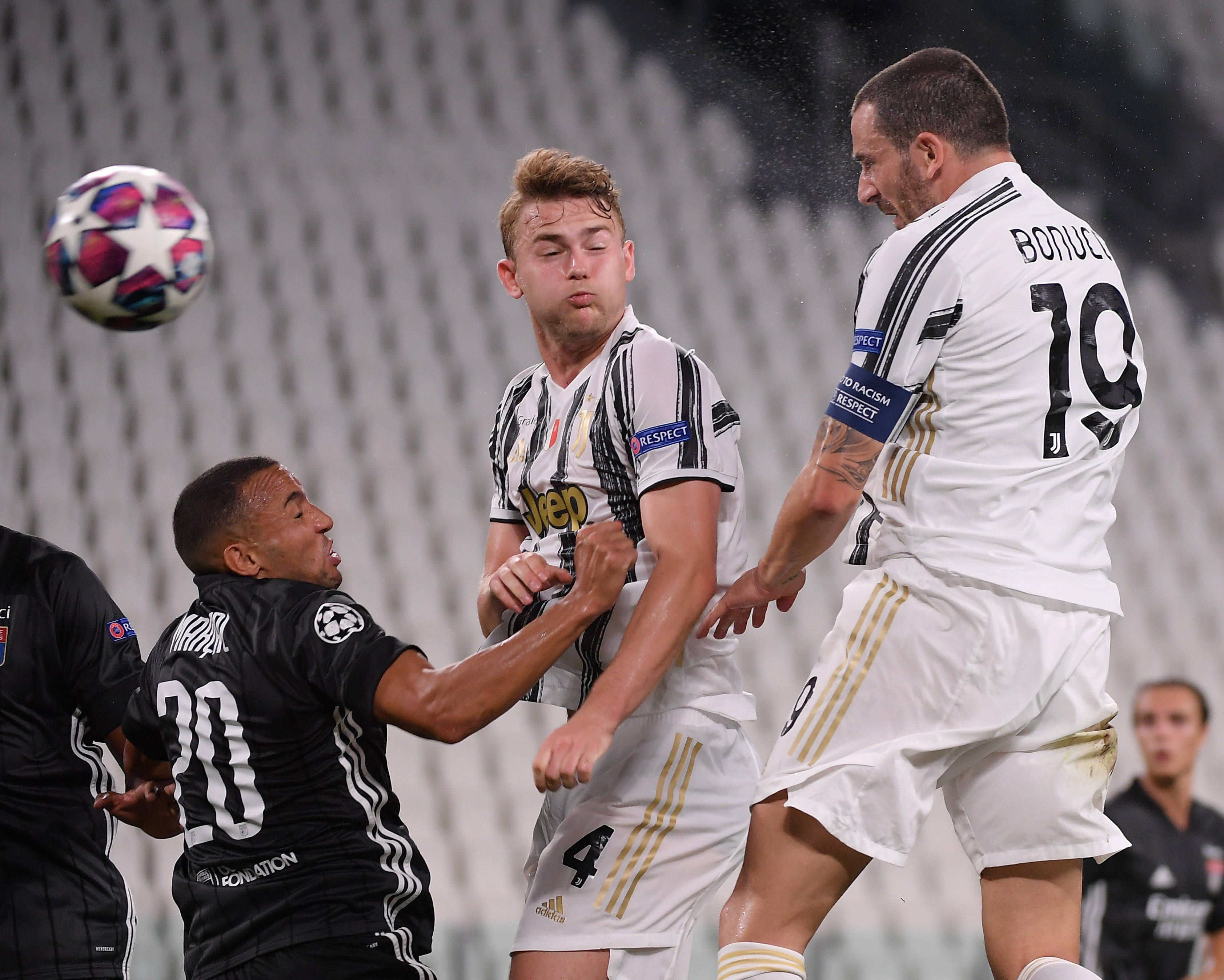 九游娱乐平台-包含法甲赛程吃紧，尤文图斯集结日队长鼓劲，话题不断，赛程密集仍需轮换的词条